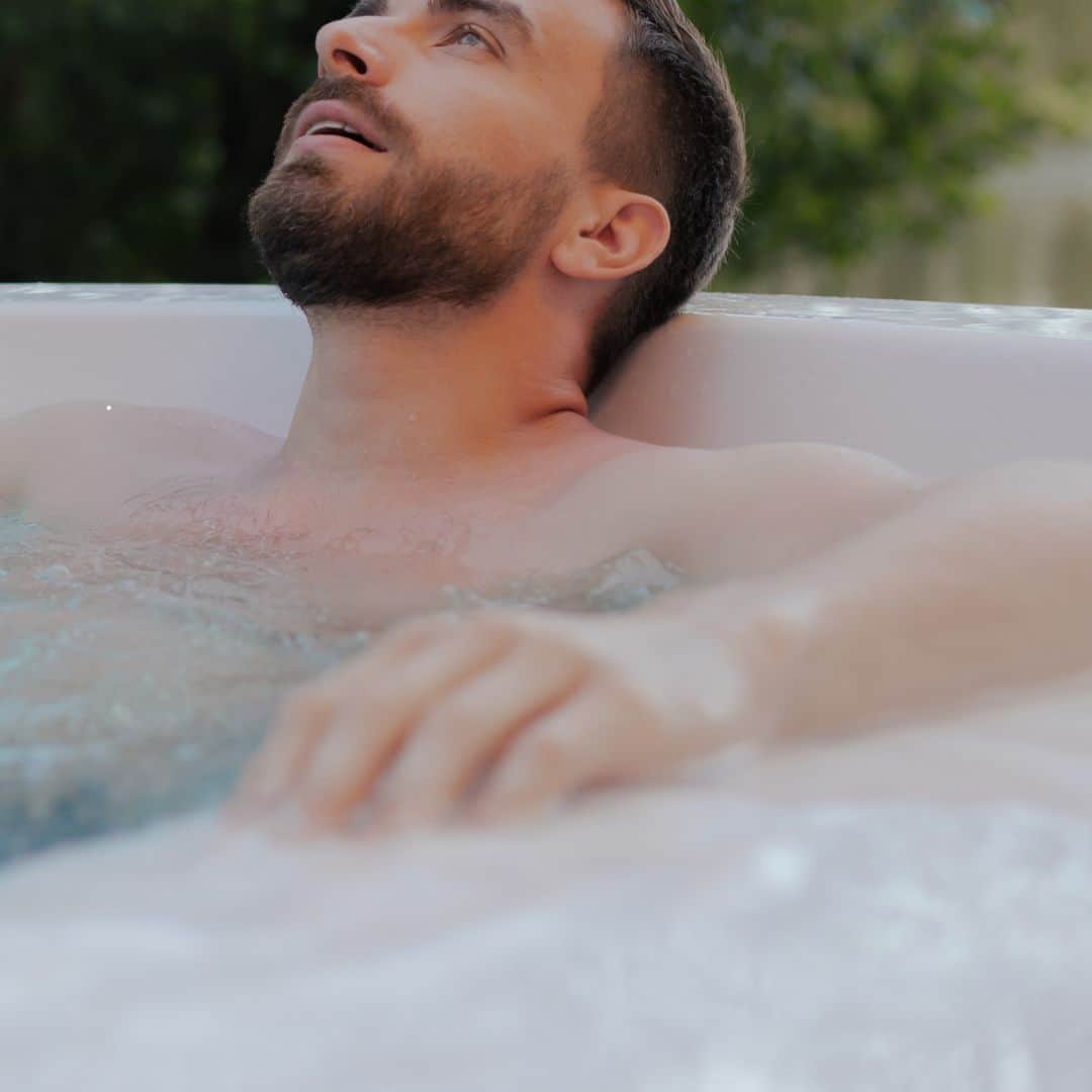 Cold plunge recovery therapy at Arsenal Health